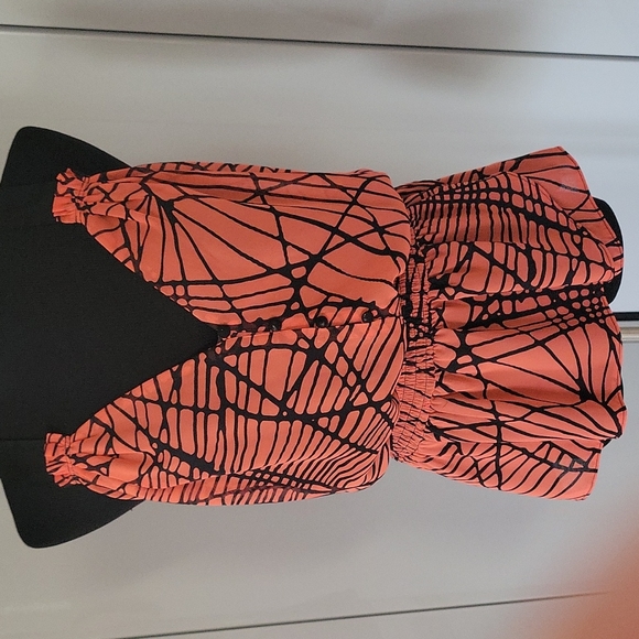 NEW with tags Boundary & Co top - Picture 2 of 13